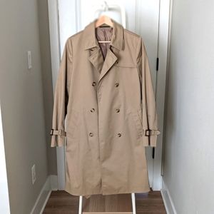 Uniqlo Classic Trenchcoat